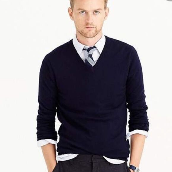 J Crew 100% Merino Wool Gray Slim Fit Long Sleeve V Neck Sweater S - Picture 1 of 5